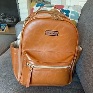 Itzy Ritzy mini in cognac - barely used